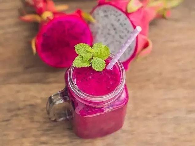 12. Dragon Fruit Combined with Raspberries And Blackberries