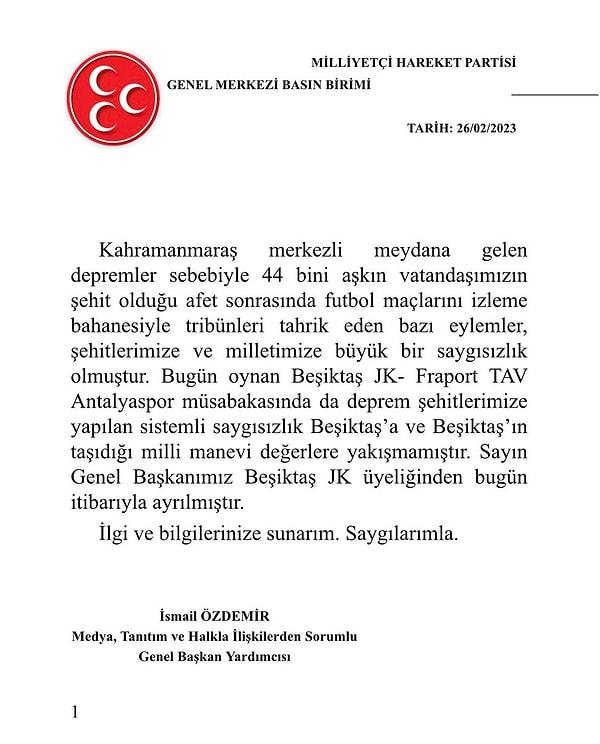 Devlet Bahçeli maç devam ederken, Beşiktaş JK üyeliğinden ayrıldığını duyurdu...