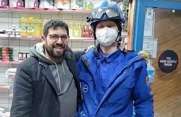 Bir dükkandan yiyecek almak isteyen Çinli görevli, verdiği parayı Türk esnafın kabul etmediğini söyledi.