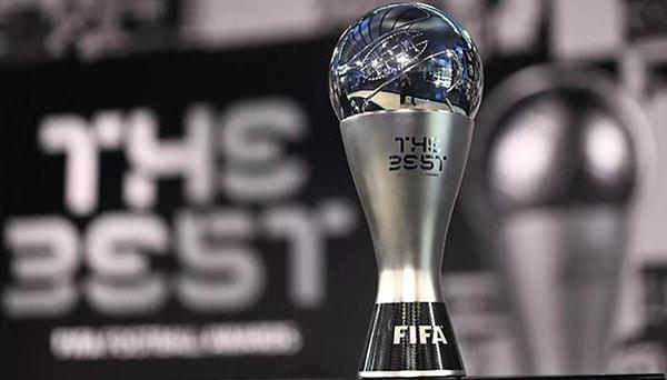 İsmi gündemden düşmeyen ve bir futbol fanatiği olarak bilinen Adriana Lima,  'FIFA Küresel Taraftar Elçisi' oldu.
