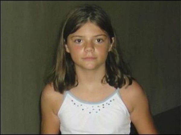 21 Ekim 2009'da Alyssa, dokuz yaşındaki Elizabeth Olten'i katletti!