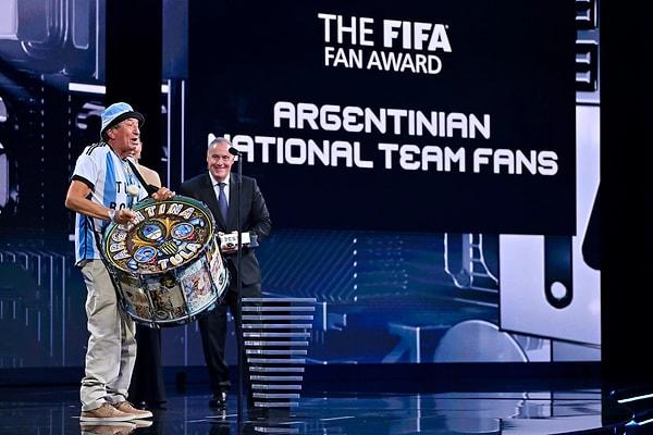 Ayrıca FIFA taraftar ödülünün sahibi bu yıl Dünya Kupası'nı kazanan Arjantin'e gitti.