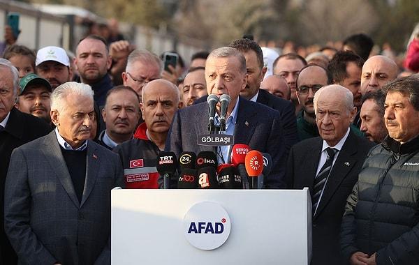 Cumhurbaşkanı Recep Tayyip Erdoğan, depremler sonrası incelemelerde bulunmak için gittiği Adıyaman'da bazı açıklamalar yaptı.