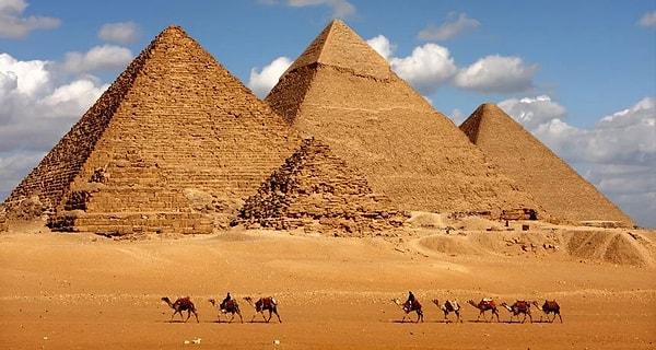 18. Büyük Giza Piramidi