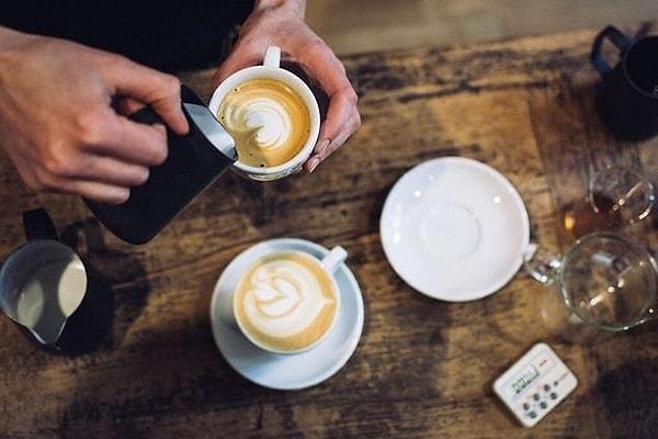 Latte, cappuccino, and flat white are made from steamed milk and espresso, but the amount of coffee, the preparation of the milk, and the methods used to add the milk are different. Flat white is a unique coffee with its own texture.