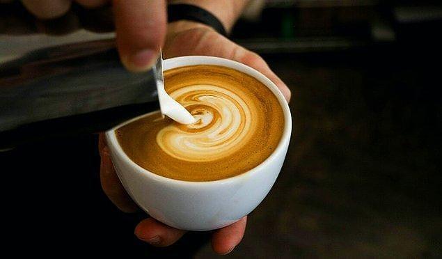 The main criteria for making flat whites is the use of micro foam. The milk is poured over the espresso from a single point to ensure that the espresso and milk are completely intertwined. Instead of the large foam used in cappuccino, dense foam is created in flat white.
