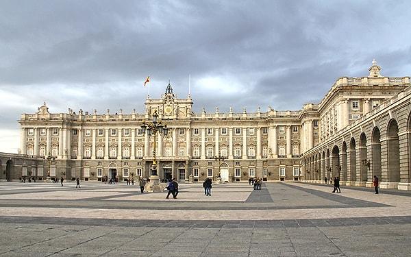 Madrid Kraliyet Sarayı - Madrid