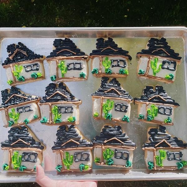 16. "Arkadaşımın yeni evini kutlamak için yaptığım kurabiyelere bir bakın!"