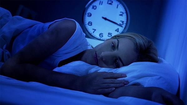 3. "Uzun süreli kronik uykusuzluk çekmek hem mental hem fiziksel sağlığınızı mahvedebilir."