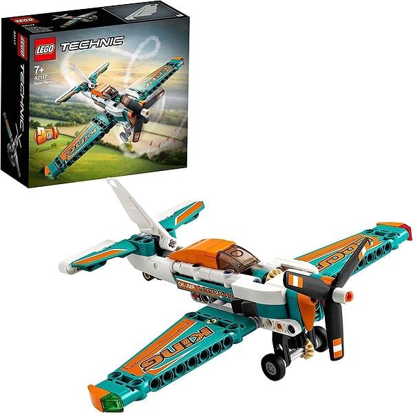 5. Model uçak oyuncaklarını seven çocuklar için Lego'dan harika bir set.