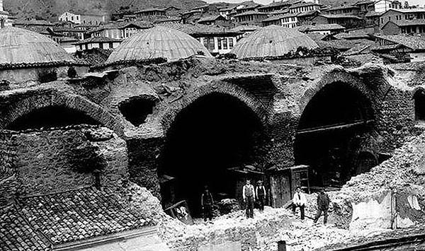 5. Karadeniz'de de durum pek farklı değil. Samsun'da Ladik Depremi 1943 yılında meydana geldi ve geniş bir çapta hissedildi.