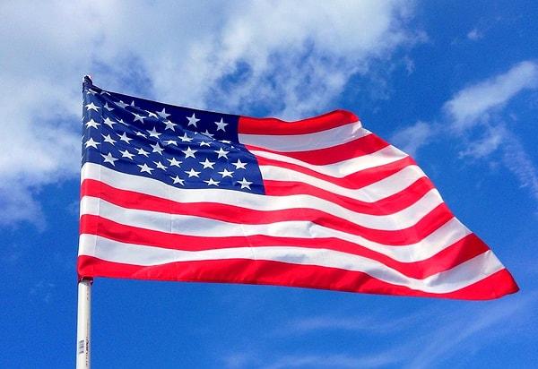 23. ABD bayrağı 17 yaşındaki bir öğrenci tarafından tasarlandı.