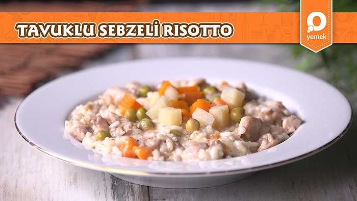 İtalyan Mutfağını Sevenler Buraya! Tavuklu Sebzeli Risotto Nasıl Yapılır?