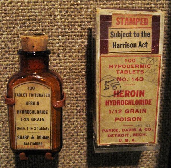 12. Eroin öksürükleri tedavi etmek için reçetesiz olarak satılırdı.