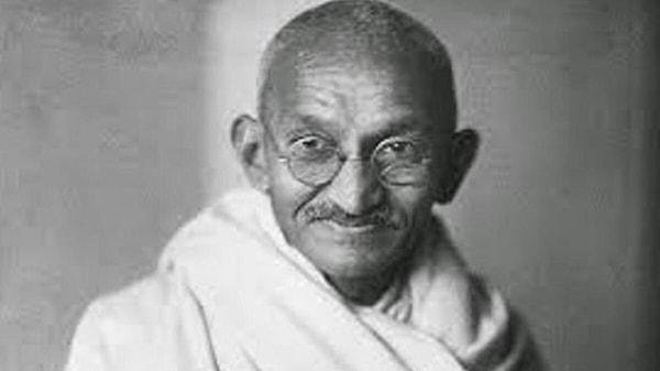 Mahatma Gandhi Eğitim Hayatı: