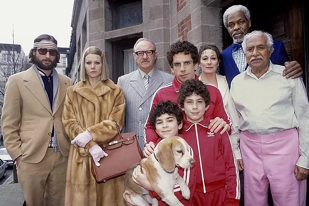 1. The Royal Tenenbaums (2001)