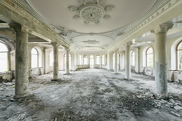 6. Однако после развала СССР система пришла в упадок, и санатории перестали развиваться.