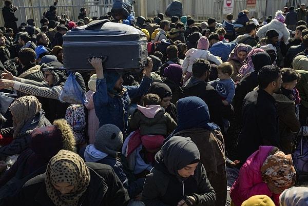 Suriye’de 12 yıldır süren iç savaş yüzünden Türkiye’ye yaklaşık 4 milyon mülteci gelmişti.