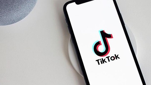 Milyonlarca videonunun paylaşıldığı TikTok uygulamasında her geçen gün bambaşka akımlar ortaya çıkıyor.