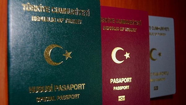 Türkiye ise listede 94. sırada yer alıyor. Türk pasaportu ile 111 ülkeye vizesiz seyahat ediliyor.