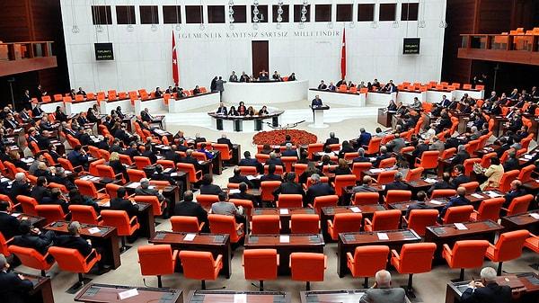 Önergeyi açıklamak üzere söz alan İYİ Parti Mersin Milletvekili Zeki Hakan Sıdalı şu ifadeleri kullandı 👇