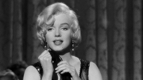 19. Some Like It Hot (1959)