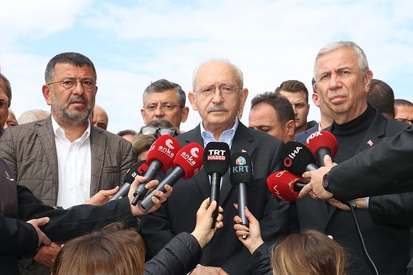 Kılıçdaroğlu, iktidara çağrıda bulanarak, "Sosyal devlet sosyal devletliğini şimdi yapmayacaksak ne zaman yapacak? Yaraların bir an önce sarılması lazım" dedi.