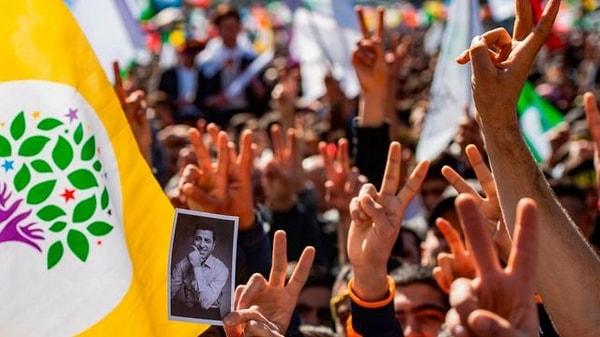 Partilerin seçim tarihleri ile ilgili açıklamaları peş peşe gelirken bir açıklama da HDP cephesinden yapıldı.