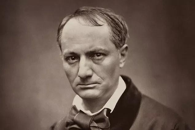 Another element that gradually finished art was the photography. The French poet Charles Baudelaire considered photography a potential threat to art in the 1860s.