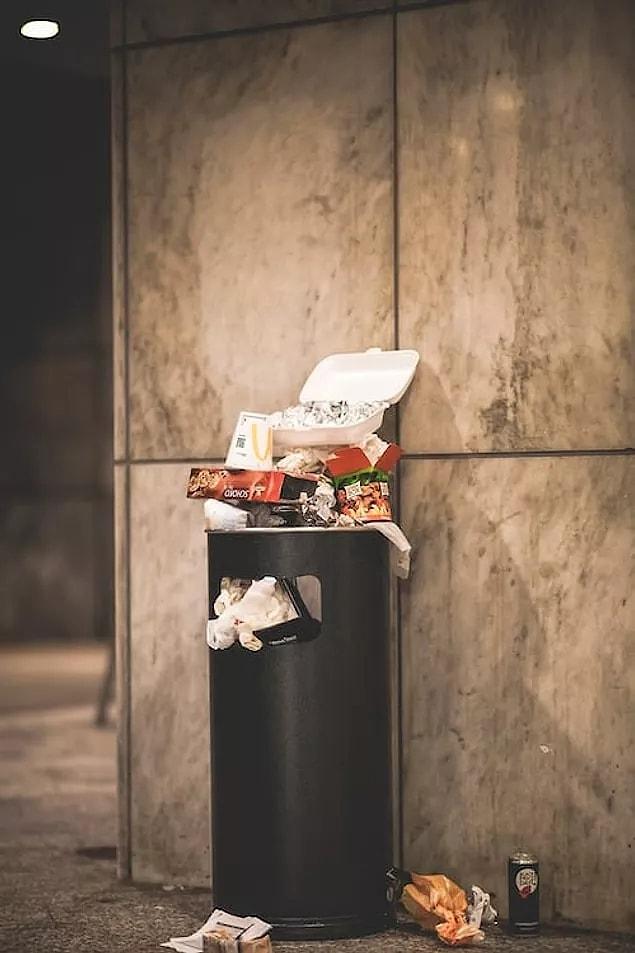 Of course, the easiest way to avoid the risk of gum causing intestinal obstruction is not to swallow gum at all. So throw your gum in the nearest trash can. If there are no garbage cans around, you can wrap it in a napkin and keep it in your pocket until you see a garbage.