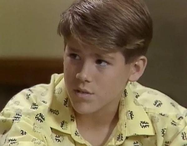 11. Ryan Reynolds from the TV series Fifteen