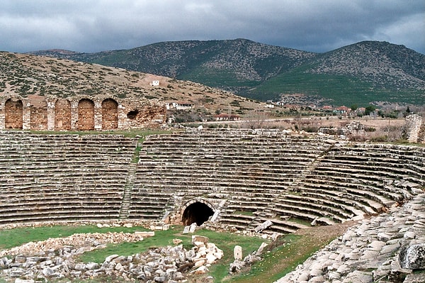 Antik dönemde yaşayan halk için stadyumun önemi oldukça büyüktü.