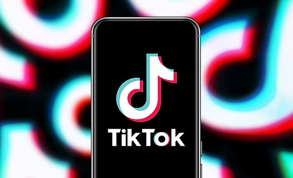 Sosyal medya uygulamaları içerisinde popülerliğini giderek arttıran TikTok uygulaması yeni haberleriyle gündemde.