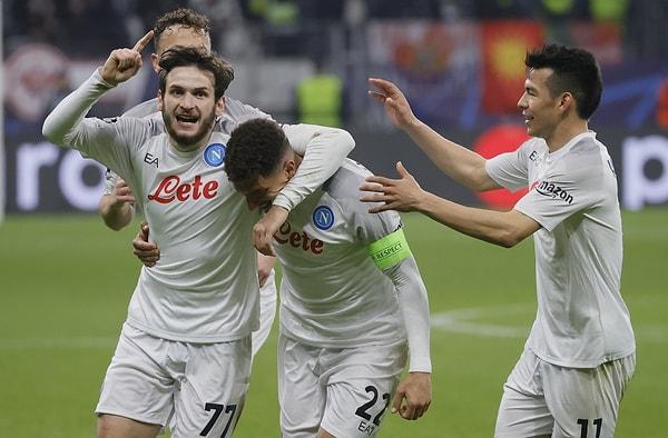 UEFA Şampiyonlar Ligi son 16 turunda İtalya Seri A ekibi Napoli, Almanya Bundesliga ekiplerinden Eintracht Frankfurt ile karşı karşıya geliyor.