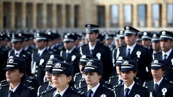 Polis Akademisi Başkanlığınca yapılan sınavların ardından tüm adayların göz Polis Akademisi duyuru ekranındaydı.