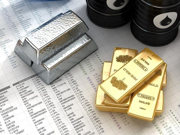 Ons gümüş yüzde 3,1 artışla 22,38 dolar seviyesini gördü. Ons altın 1.930 dolar seviyelerinden gerileyerek 1.920 dolar/ons seviyesinde dengelenme çabasında görülüyor.
