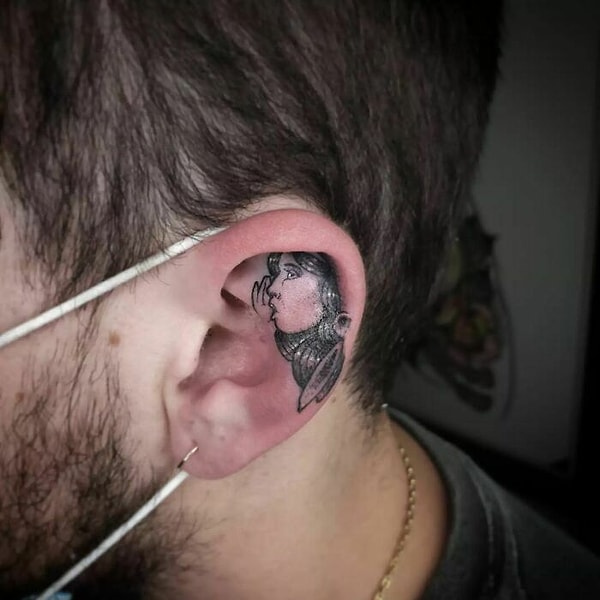 44. Скажу тебе на ушко