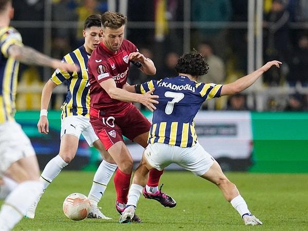 Kalan dakikalarda bastırsak da gerekli gol ve golleri bulamadık ve Fenerbahçe UEFA Avrupa Ligi'ne son 16 turunda veda etti.