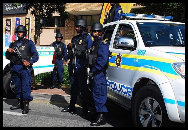 39. Güney Afrika- Polis