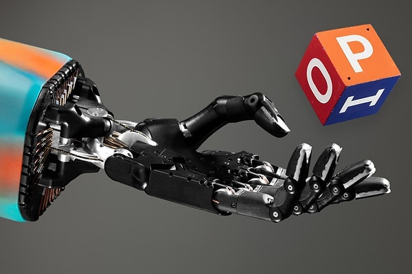 'OpenAI' bu durumla ilgili bir açıklama yaptı: "OpenAl'ın amacı, güvenli ve herkese fayda sağlayan yapay zeka sistemleri oluşturmak."