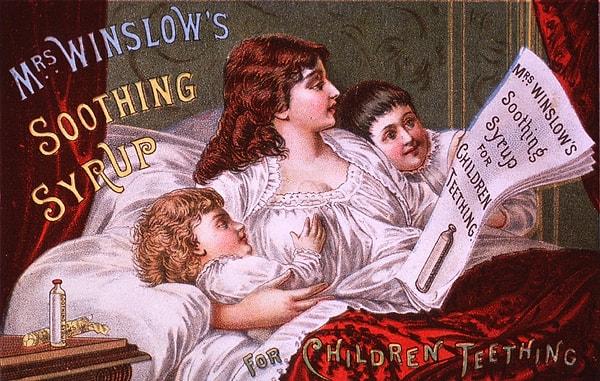 4. 'Mrs. Winslow'un Sakinleştirici Şurubu' adıyla piyasaya sürülen bebeklere yönelik bu ilaç "bebek katili" adını alarak tedavülden kalkmıştı!
