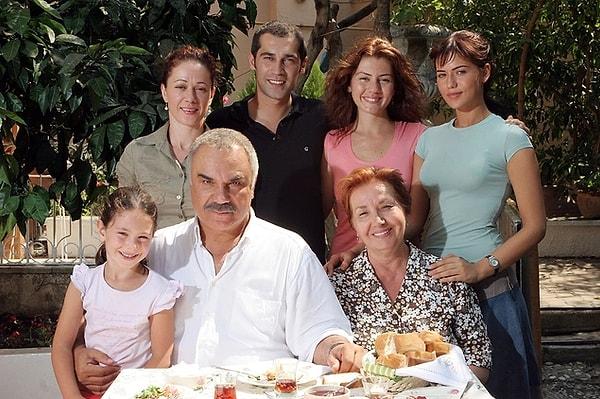 Yaprak Dökümü dizisinin Ali Rıza Bey'i Halil Ergün, diziye dahil olma hikayesini yıllar sonra anlattı.