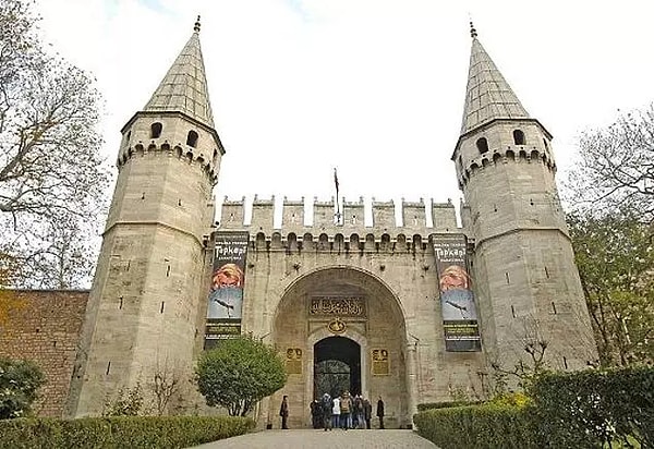 7.	Topkapi Palace