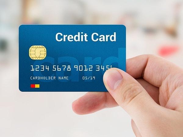 Kredi kartları artık yaşamımızın merkezinde yer alıyor. En küçük alışverişten en büyük alışverişe tüm alışverişler için kredi kartlarını kullanıyoruz.