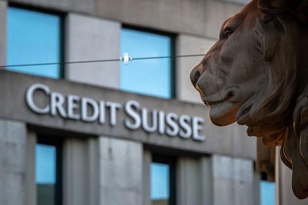 Geçen haftalarda da ABD'de başlayan bankacılık krizinin de etkisiyle hali hazırda sorunlu olan 166 yılı İsviçre bankası Credit Suisse, UBS tarafından devralınmıştı. Ancak işten çıkarmaların da yolda olduğu haberi yayılmıştı.