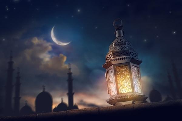 Müslümanların oruç, teravih namazı, fitre, Kadir Gecesi, mukabele gibi ibadetlerini gerçekleştireceği Ramazan ayının bu sene 29 gün olması dikkat çekti.