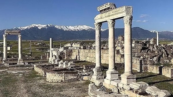 14.	Laodicea