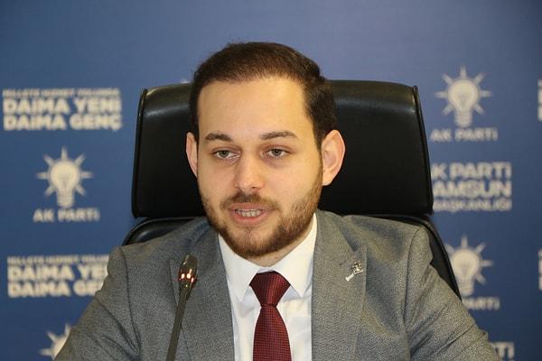Samsun'da oturan Recep Tayyip Edoğan, AK Parti İl Başkanlığı'na gelerek milletvekilliği aday adaylığı başvurusu yaptı.