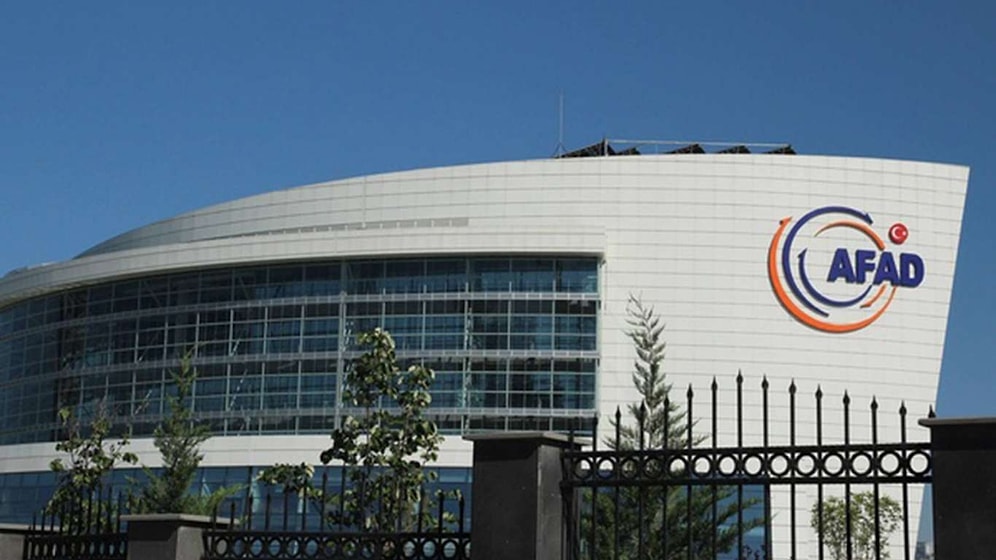 AFAD Merkezindeki Evrak Bölümünde Şüpheli Yangın