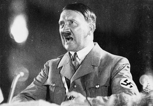 6. Savaş bitmişti ve Hitler yavaş yavaş yandaş toplamaya devam ediyordu ve partisini de kurmuştu; Naziler artık gerçekti.